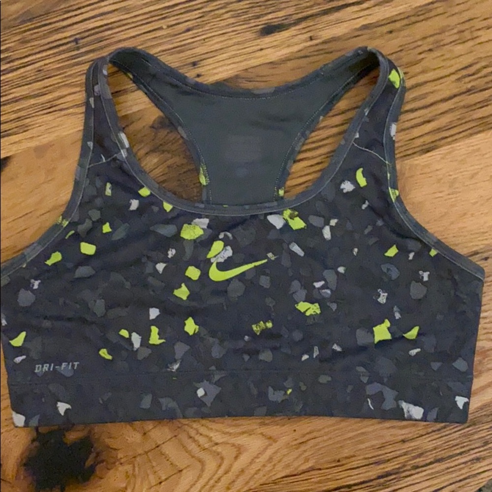 Sports bra